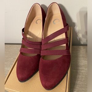 JOURNEE COLLECTION LOREN PUMP